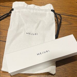 Mejuri Necklace Box & Pouch